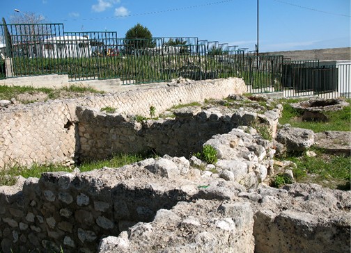 MATTINATA: Ville Romane